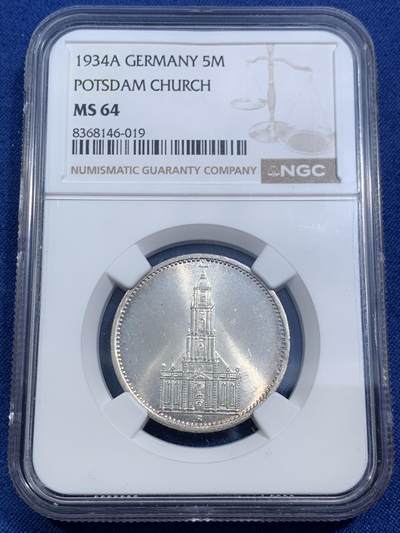 《竞宝斋》第464场 周日，周一，周二，3场连拍 （全场包邮）欢迎送拍 - NGC MS64 德国 1934年 无日期版教堂5马克 柏林厂 冠军分！受限于工艺无字教堂马克上64分的极少