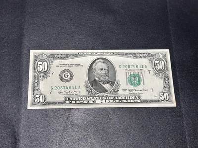 《外钞收藏家》第六百零七期（畅拍场）（本平台长期征集拍品、欢迎藏友们联系合作） - 1977年美国小头版50美元  无折 有个黄斑