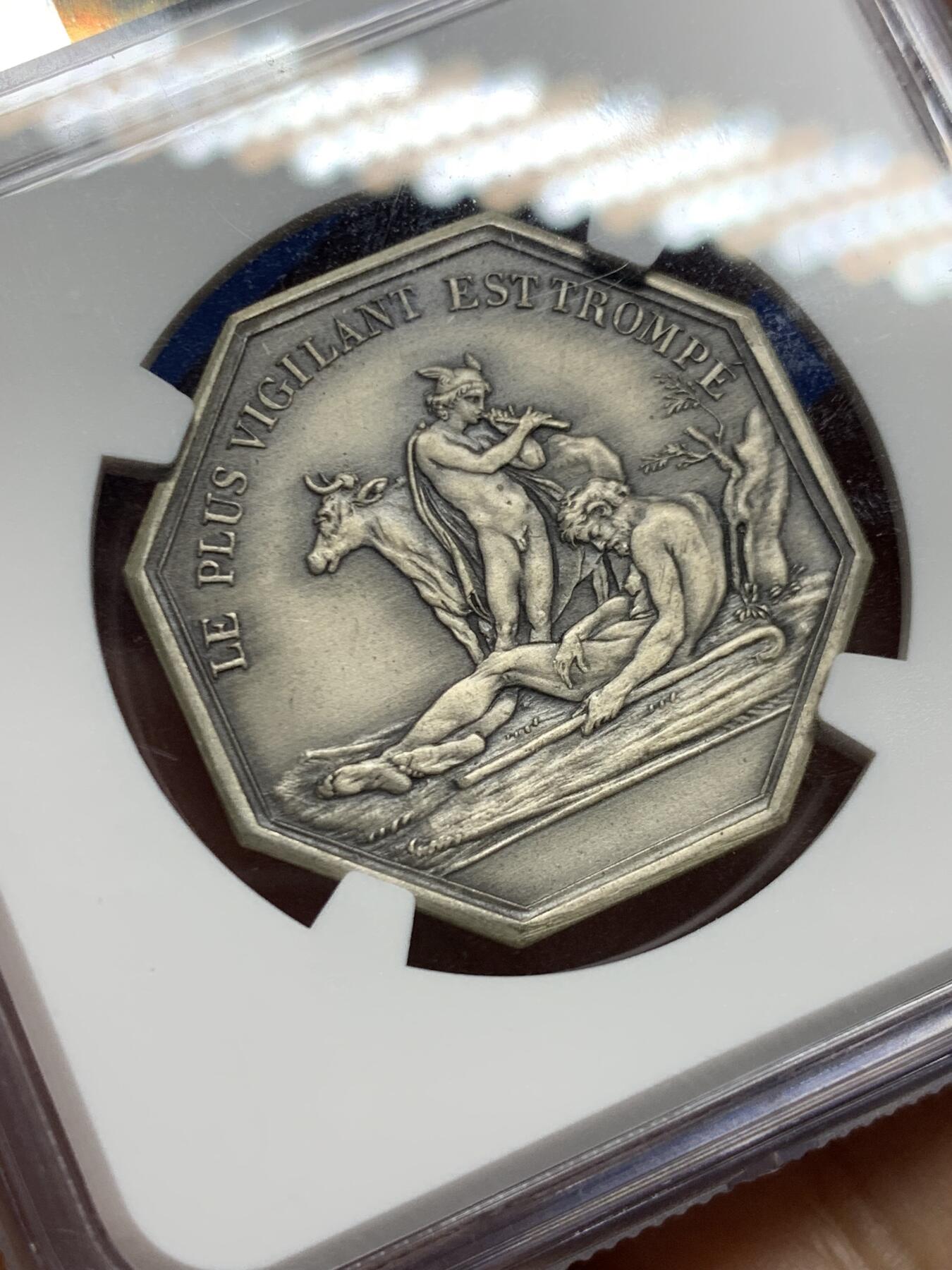 《竞宝斋》第464场 周日，周一，周二，3场连拍 （全场包邮）欢迎送拍 NGC MS62 法国双面神“幸与不幸”八角银代币，老人老牛老树，构图细致立体