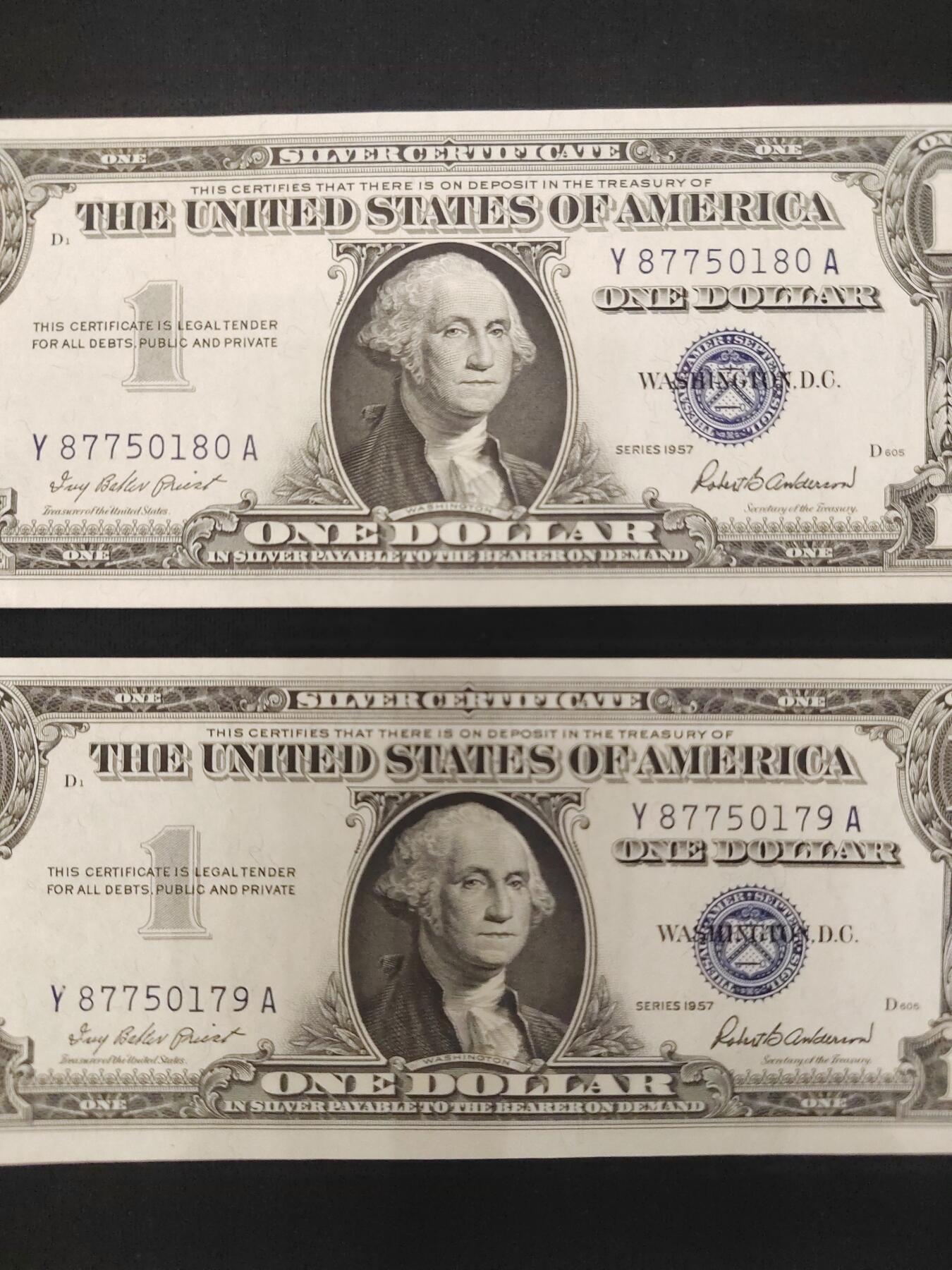 1957年1美元连号两张