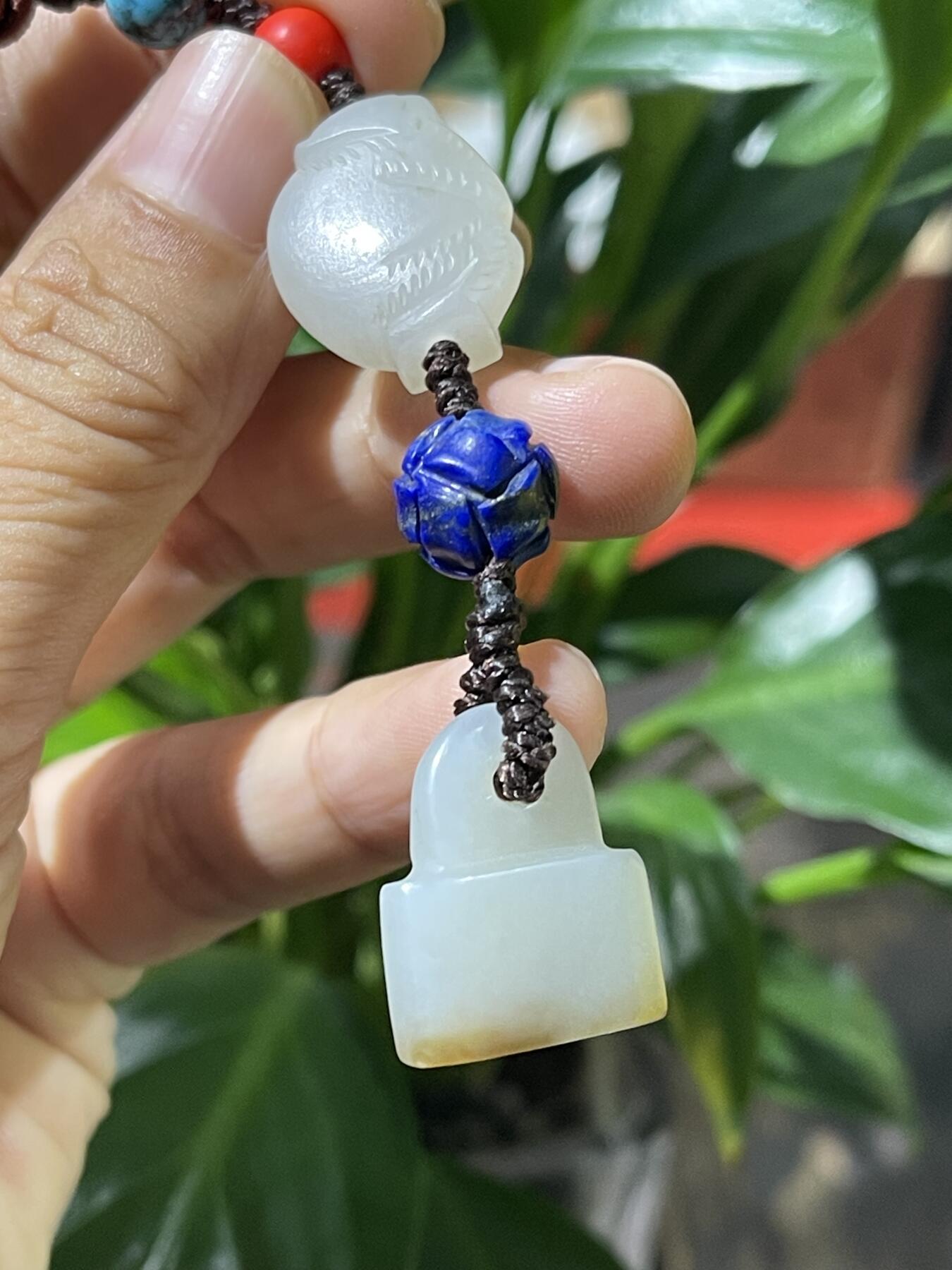 和田玉籽料手工挂饰 和田玉猴，锁手机挂