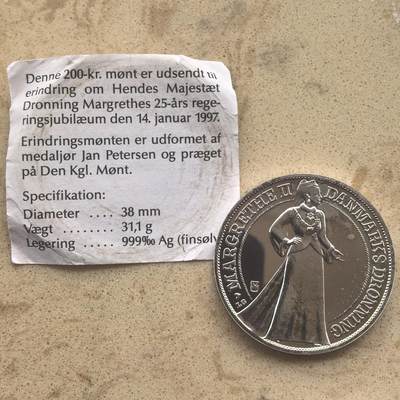 道一币馆币章第一百六十五场 - 带证书 丹麦1997年玛格丽特女王银婚200克朗纪念银币 31.1g 999s