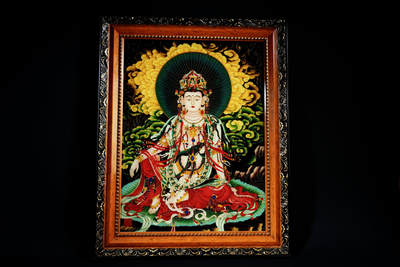 上海都达杂项专场十九（全场包邮） - 戴嘉林作 掐丝珐琅水月观音法相连框90-1