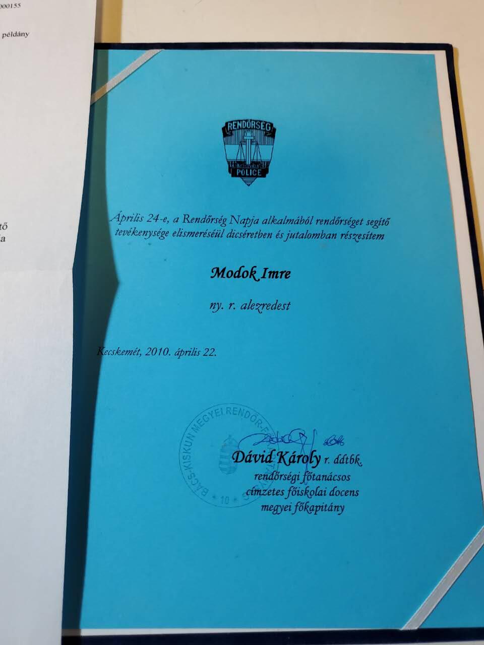 韵星假日军品类拍卖第三十九期暨默多克中校夫妇专场 -- Rimey Holidays Militaria Auction 39 & The Modoks Collection  匈牙利共和国(1989-2012)不同时期默多克中校警察总局感谢信两张