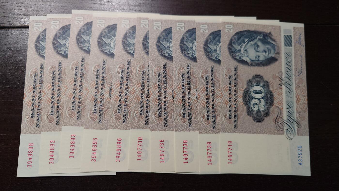 【新年十一拍】世界钱币～微拍第232期暨2026年第11期  多款低端纸币10张为一件成本价起拍