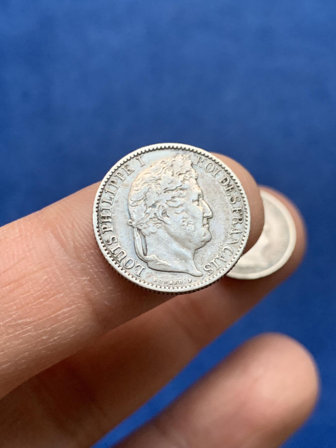 《竞宝斋》第464场 周日，周一，周二，3场连拍 （全场包邮）欢迎送拍 两枚一组 法国1846年菲利普一世25分，50分银币，法郎辅币少见。