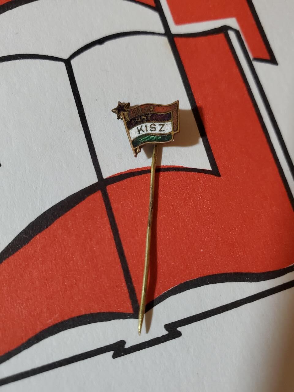 韵星假日军品类拍卖第三十九期暨默多克中校夫妇专场 -- Rimey Holidays Militaria Auction 39 & The Modoks Collection  匈牙利人民共和国默多克夫人为匈牙利社会主义宣传积极贡献奖章证书+荣誉会员证章