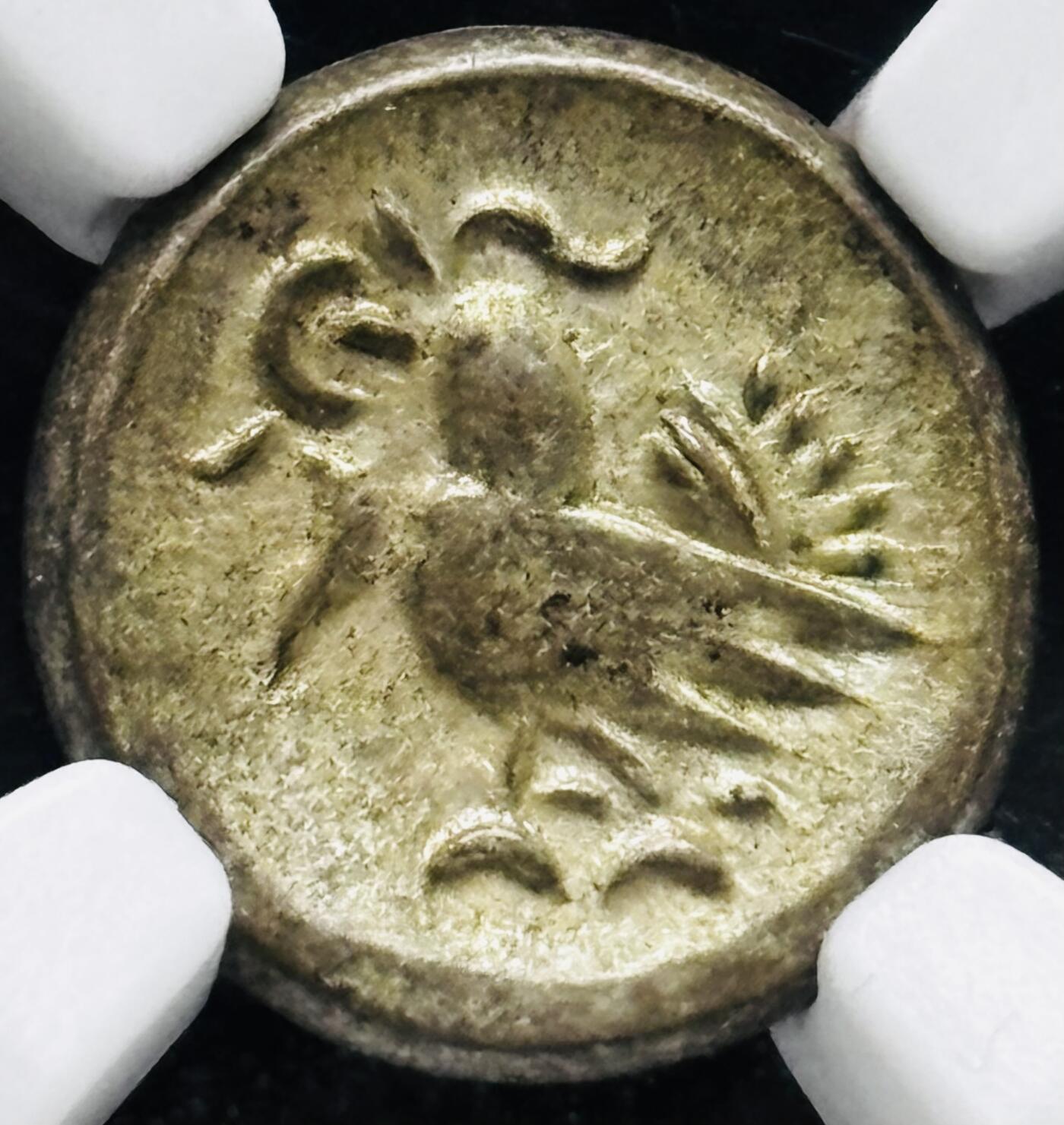 【金马踏春，泉马奔腾】2026 年新年贺岁场，（定于年初五接财神截拍）祝各位老板马到成功，马上有钱，愿岁岁平安喜乐顺遂 柬埔寨红鸟打制银币 NGC 评级 AU58 分，状态完美