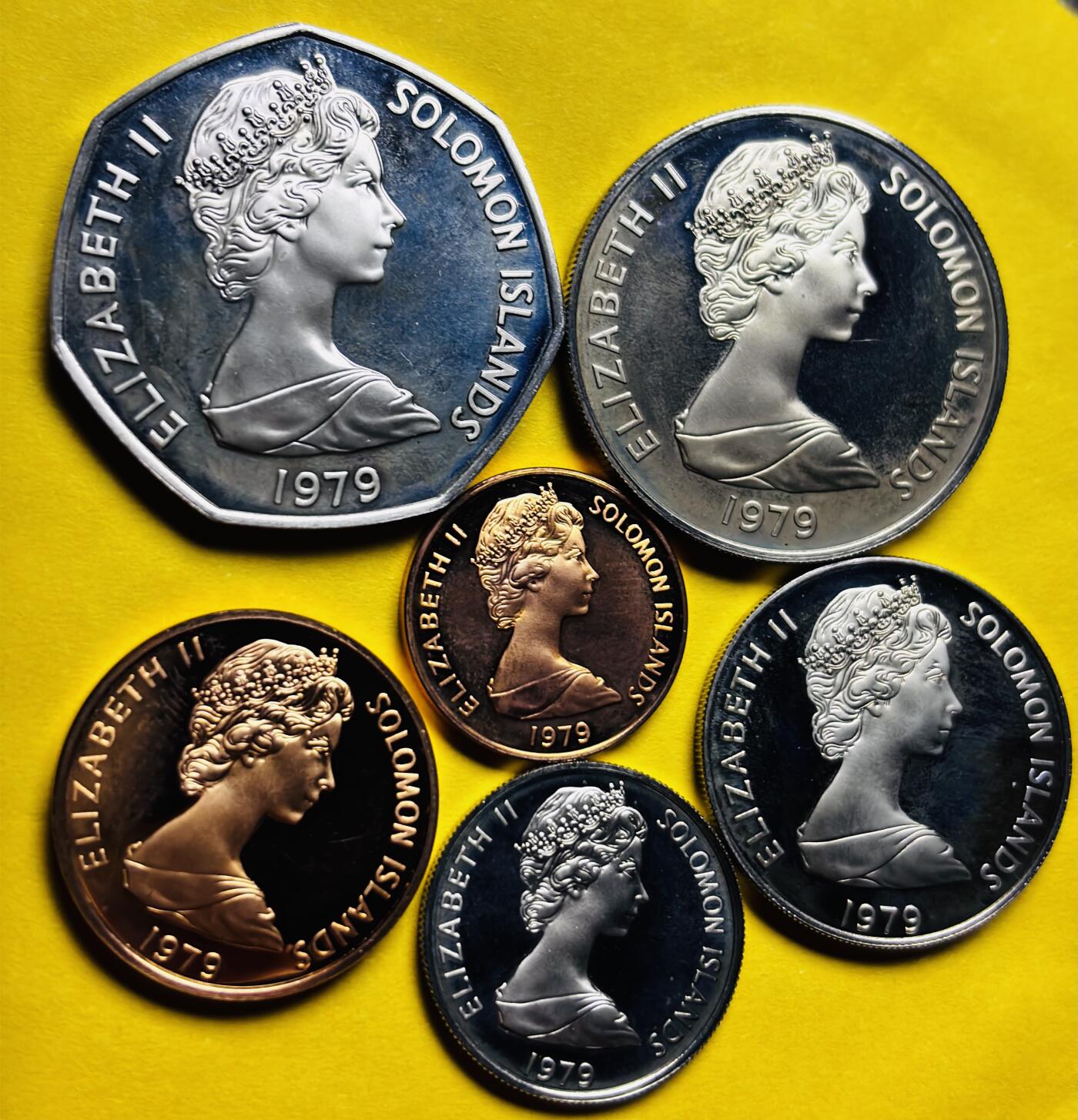 【金马踏春，泉马奔腾】2026 年新年贺岁场，（定于年初五接财神截拍）祝各位老板马到成功，马上有钱，愿岁岁平安喜乐顺遂 全新未流通 1979 年英属所罗门群岛精制套币 1 分-1 元 6 枚