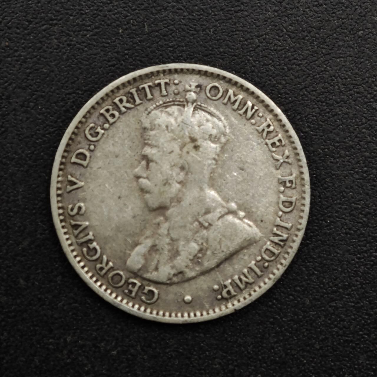 【淘币小摊】实时拍第八百六十三拍   小银币散币场   年前最后一周 之前的预留小年前全部发出 请更换最新收货地址  澳大利亚1927年乔治五世3便士银币