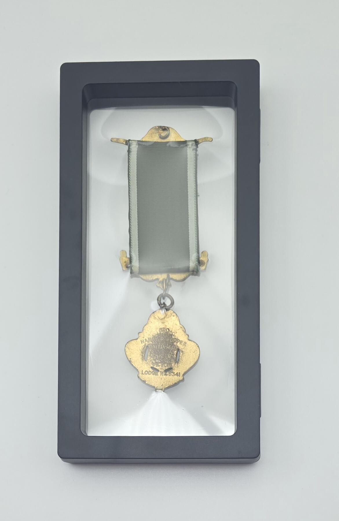 1965年英国共济会-兄弟会-珐琅纪念章