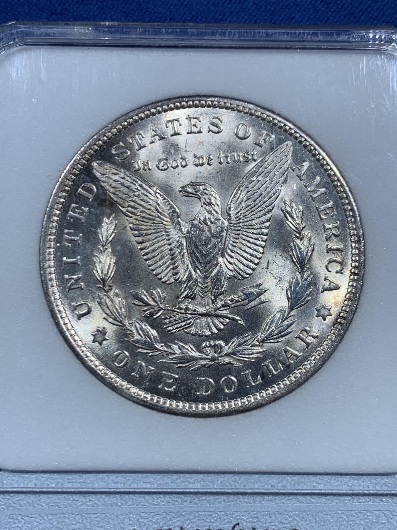 《竞宝斋》第464场 周日，周一，周二，3场连拍 （全场包邮）欢迎送拍 NNC MS65+ 美国1921年摩根银币，月牙包浆