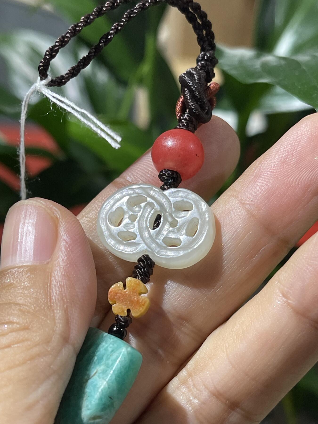 和田玉籽料手工挂饰 和田玉马上有钱