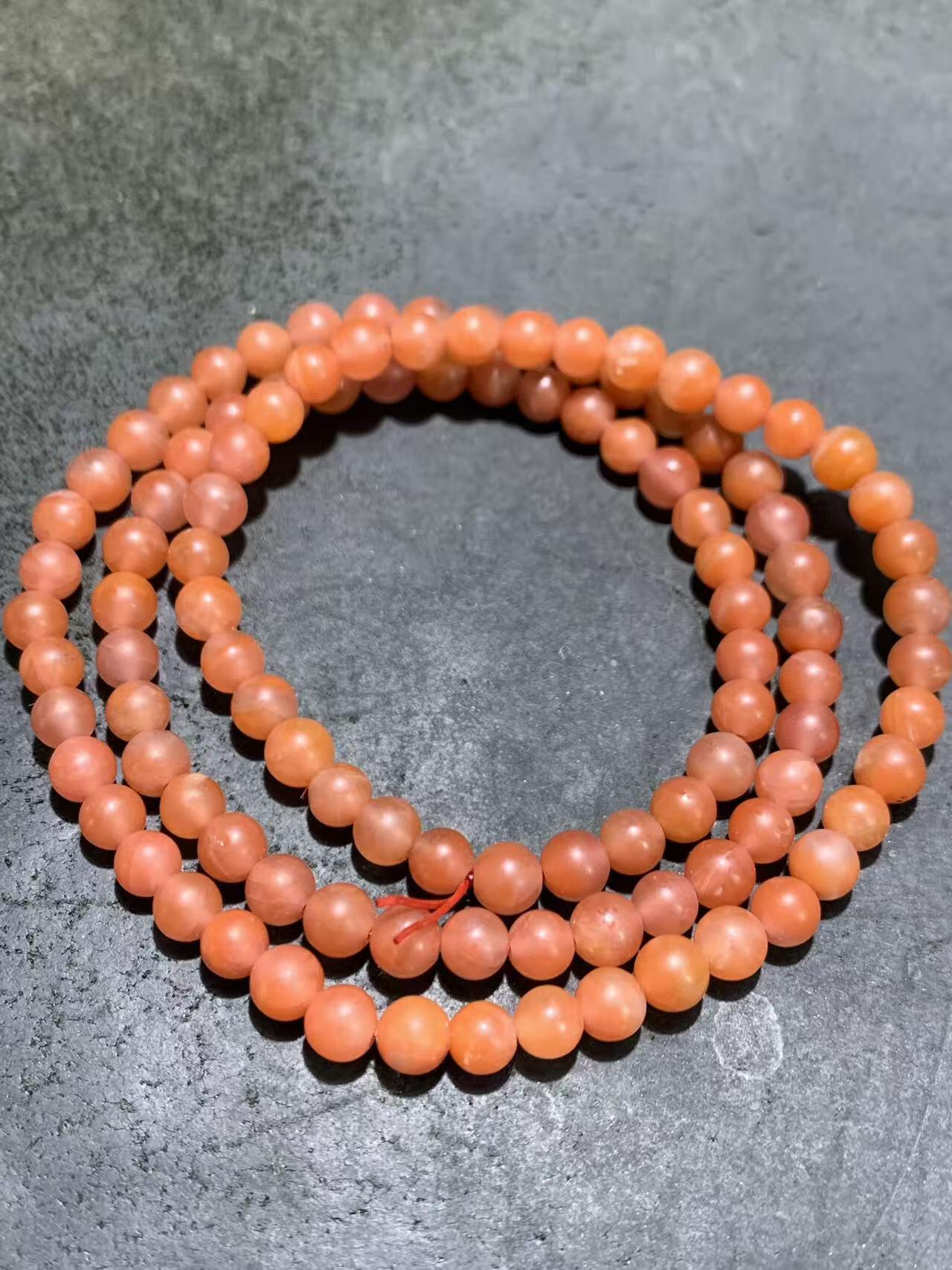 精美川料亚光南红玛瑙108手串一条，