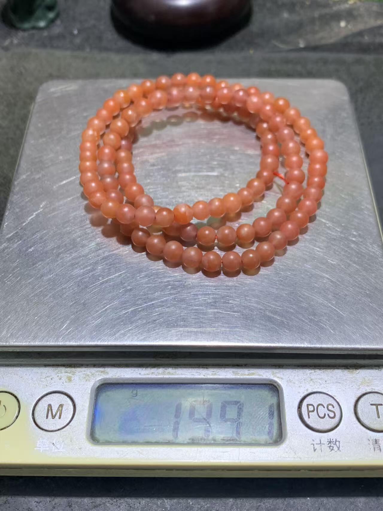 精美川料亚光南红玛瑙108手串一条，