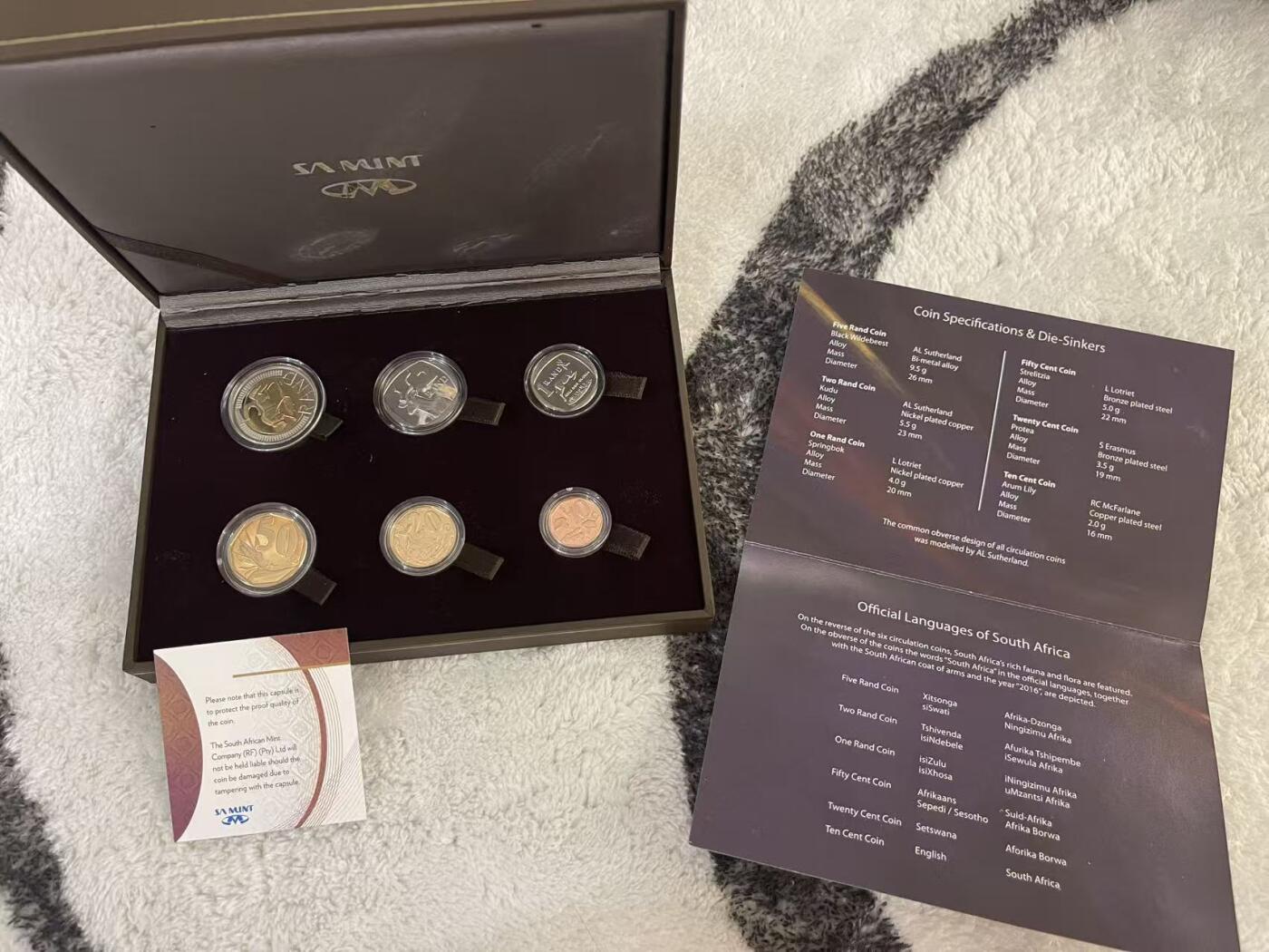 ❤️【币观天下】❤️ 第342期钱币秒杀拍卖场- 2026.2.4秒杀专场 长期征集拍品  南非2016年官方盒装精制币套装 盒证齐全 发行量仅3000套