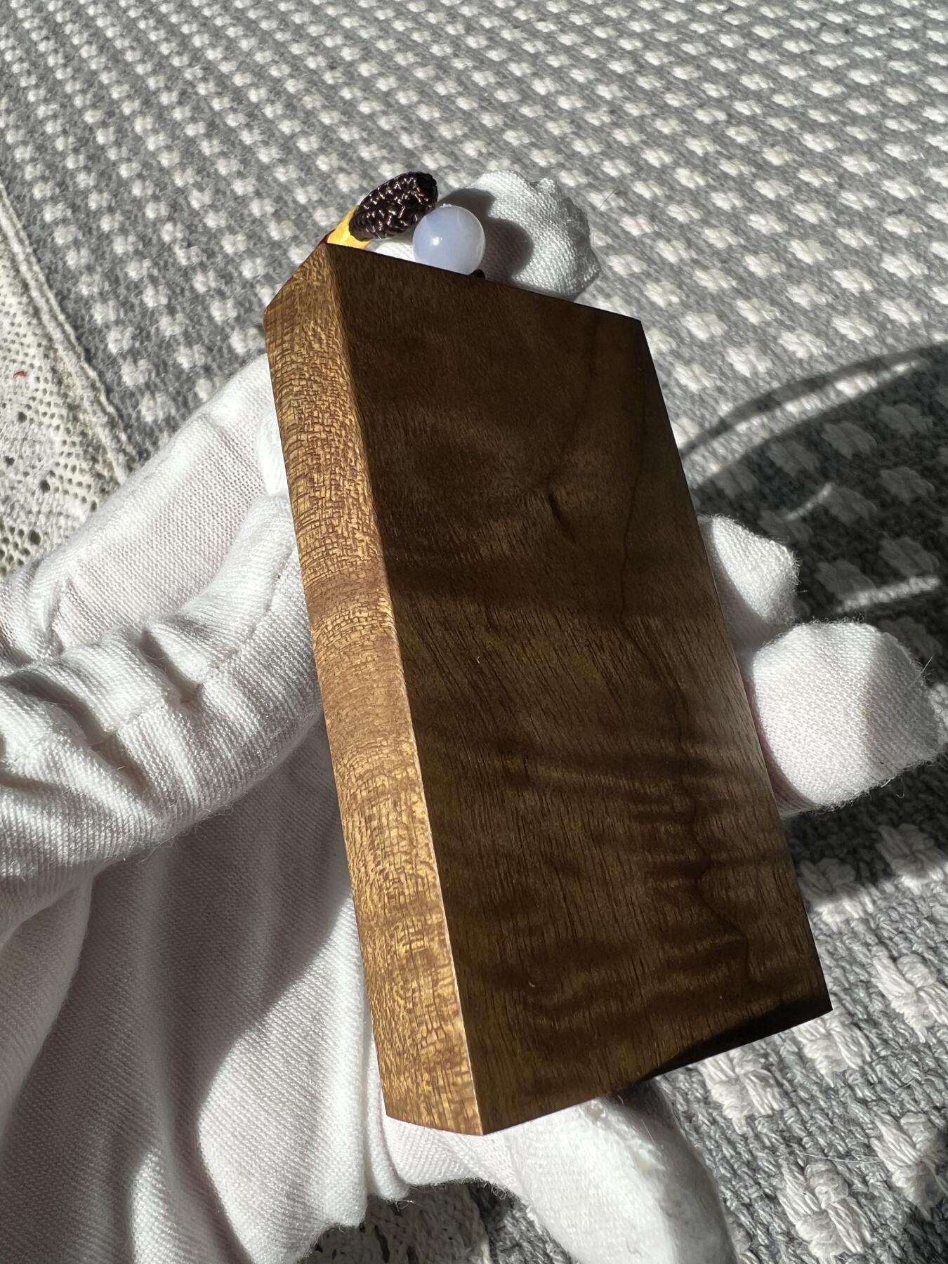 零元拍：A33金丝楠平安无事牌，3D立体水波香喷喷的小金砖，金光闪闪，76/44/13.5MM