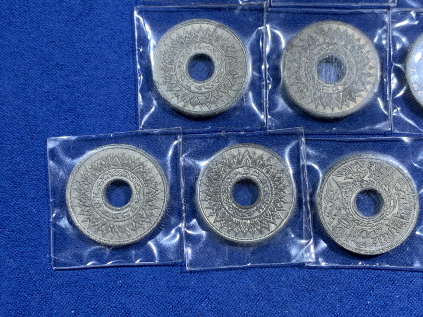 《竞宝斋》第464场 周日，周一，周二，3场连拍 （全场包邮）欢迎送拍 10枚一组 好品原光 泰国1942年10萨当锡币