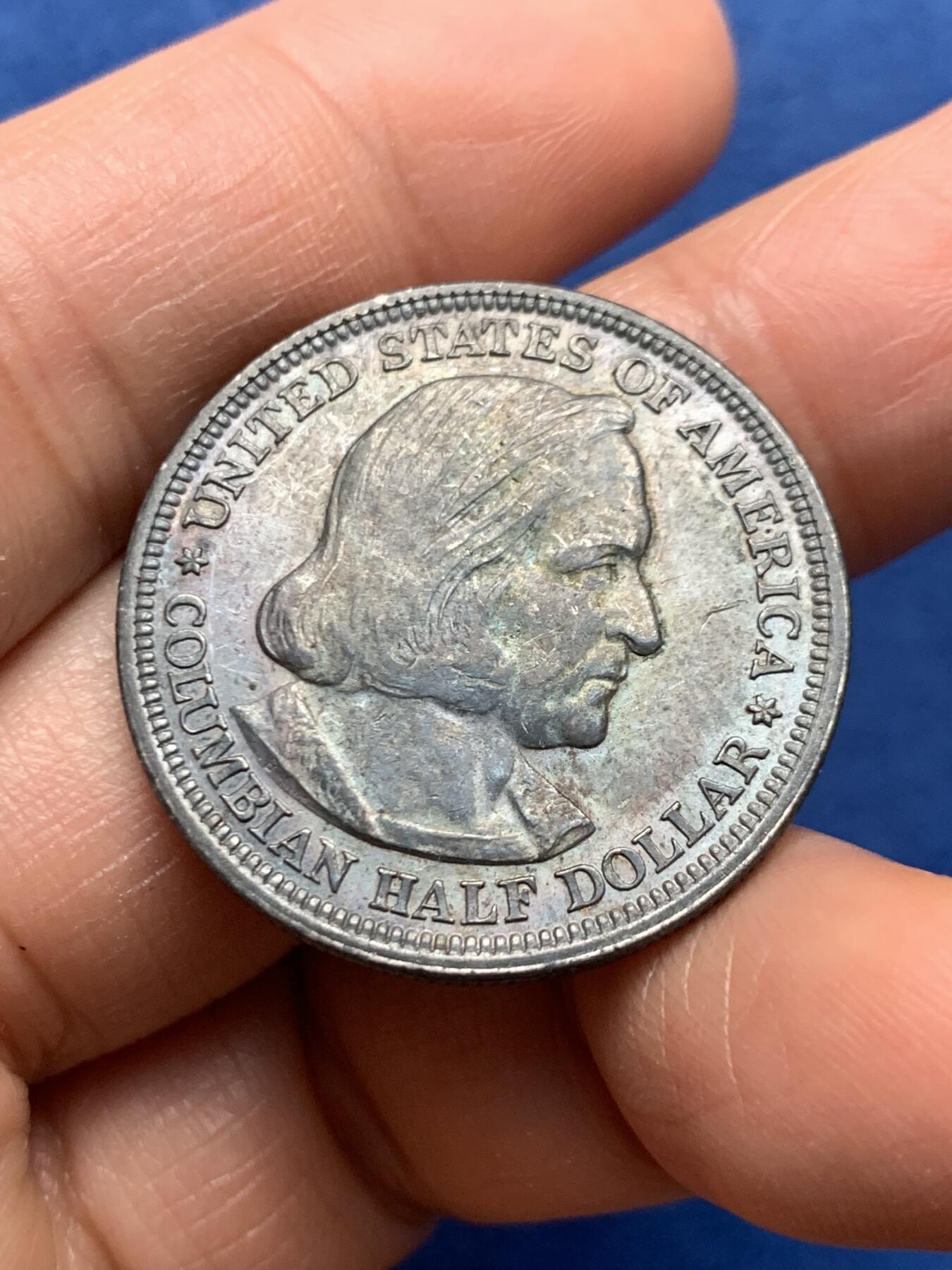 《竞宝斋》第464场 周日，周一，周二，3场连拍 （全场包邮）欢迎送拍 美国1893年哥伦布纪念半美元银币，12.45克，900银，酱彩