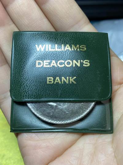 2026年第十八场(总第一百八十七场）外国好品散币场(免佣金) - 全新–英国🇬🇧威廉姆斯·迪肯银行包装1965年1克朗(丘吉尔逝世纪念币)