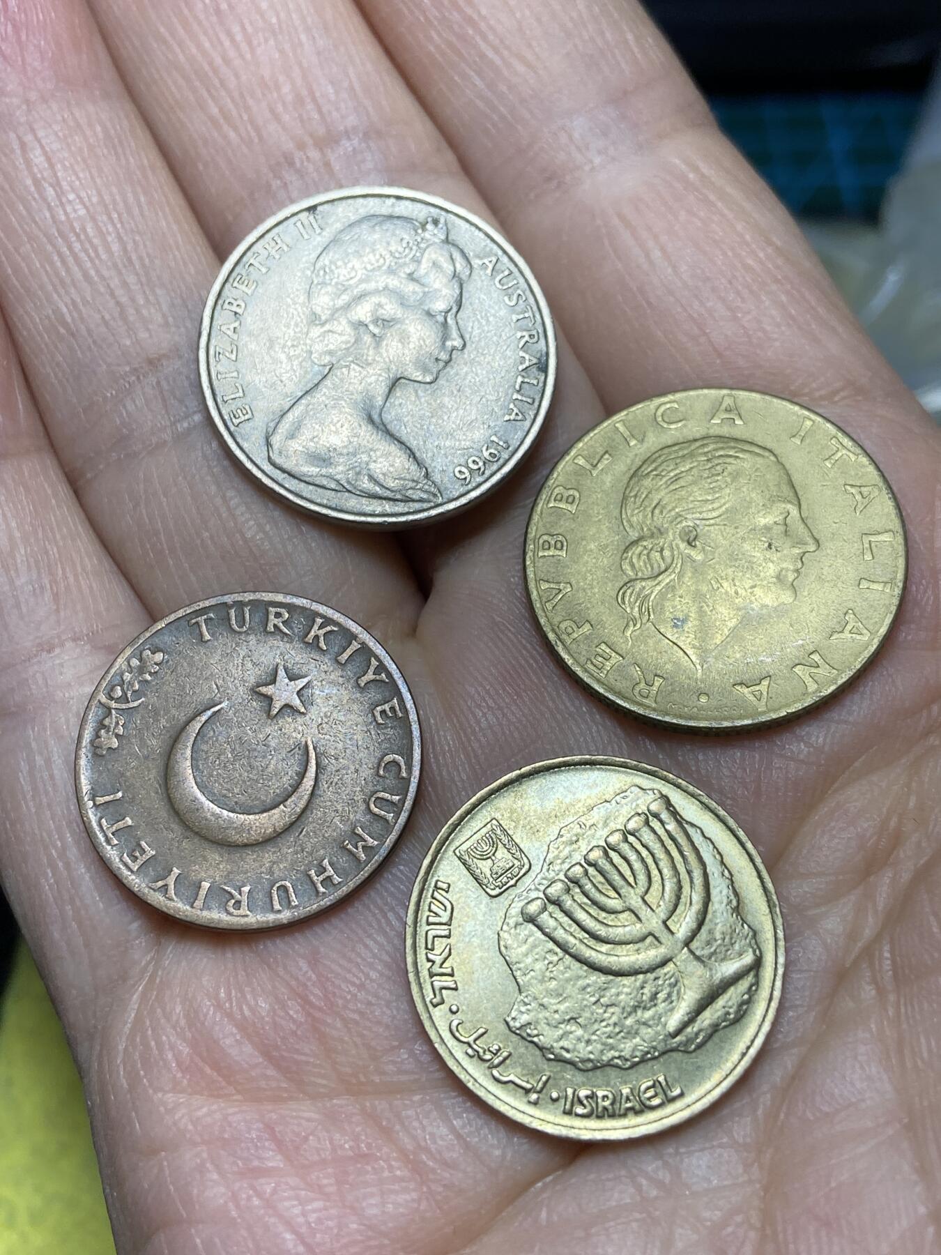 2026年第十八场(总第一百八十七场）外国好品散币场(免佣金) 世界各国散币4枚：澳大利亚🇦🇺1966年10分，意大利🇮🇹1979年200里拉，土耳其🇹🇷1965年10库鲁什，以色列🇮🇱10阿高洛