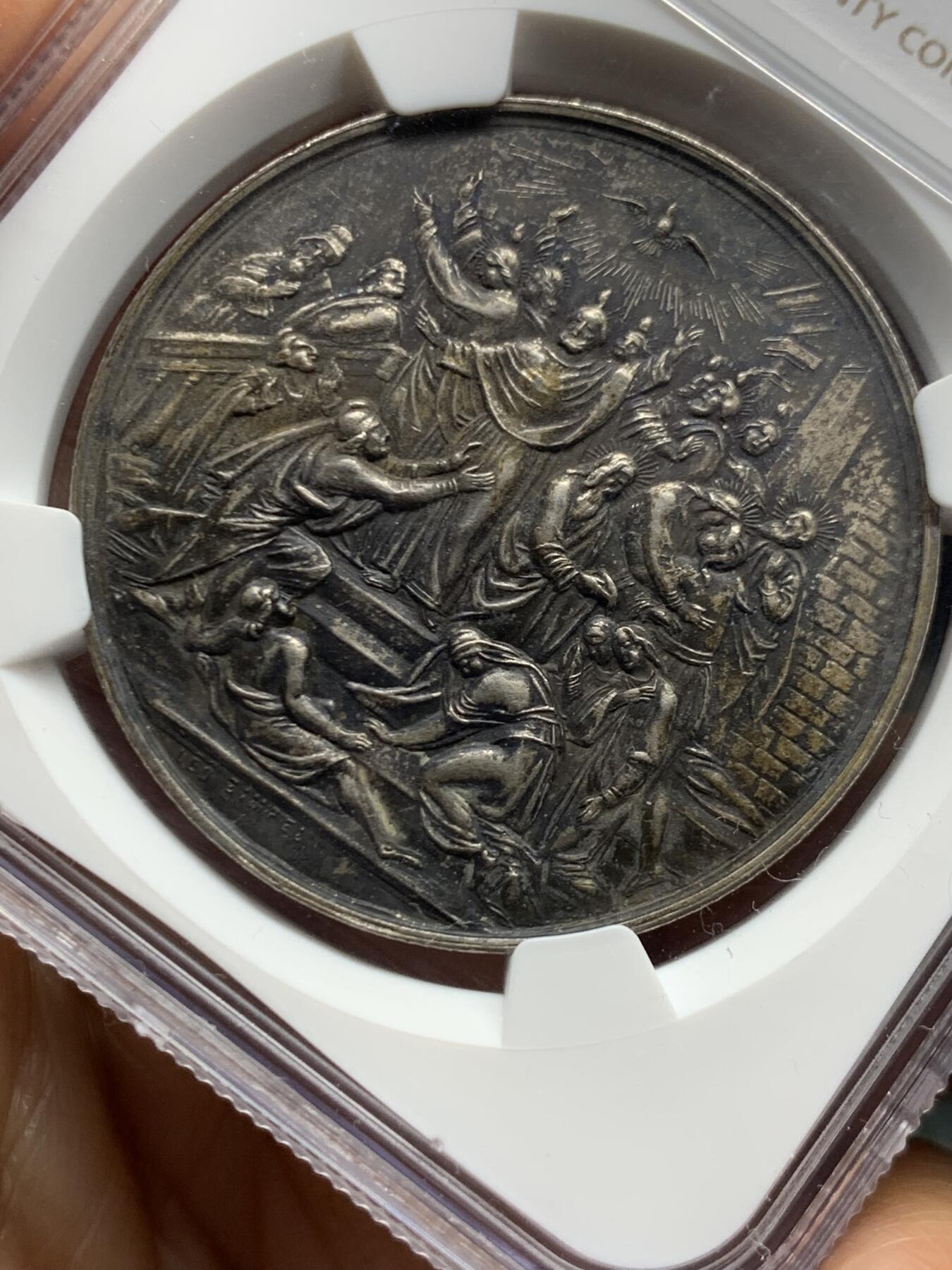 《竞宝斋》第464场 周日，周一，周二，3场连拍 （全场包邮）欢迎送拍 NGC UNC 奥地利19世纪教皇洗礼银章，UNC包浆厚给了环境污染，双面场景细节非常好