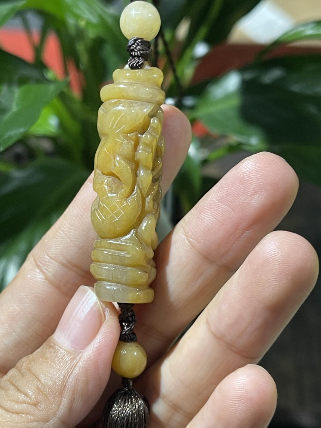 和田玉籽料手工挂饰 黄翡挂坠