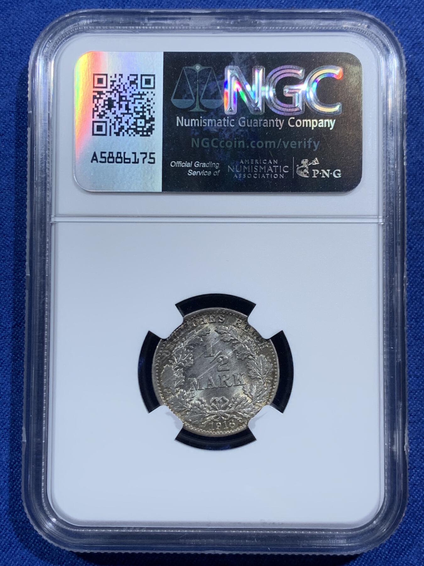 《竞宝斋》第464场 周日，周一，周二，3场连拍 （全场包邮）欢迎送拍 两枚同型号同评级 NGC MS65 德国1918年J版汉堡造币厂德国1/2马克 银币 高分品相