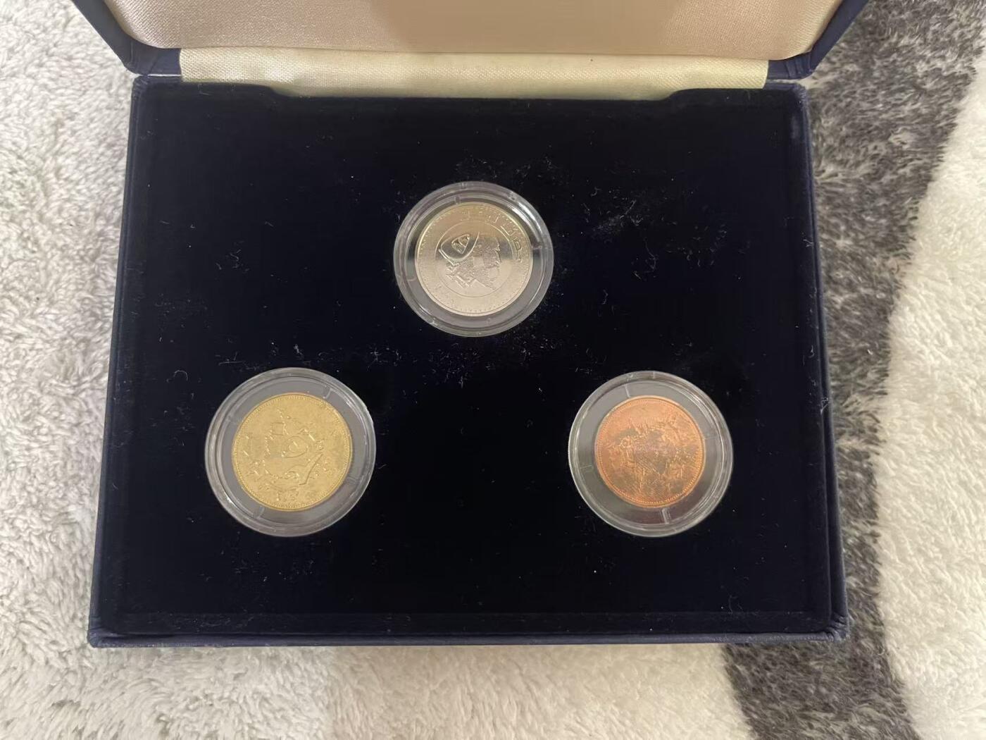 ❤️【币观天下】❤️ 第342期钱币秒杀拍卖场- 2026.2.4秒杀专场 长期征集拍品  黎巴嫩2000年千禧年官方盒装套币 品相如图 