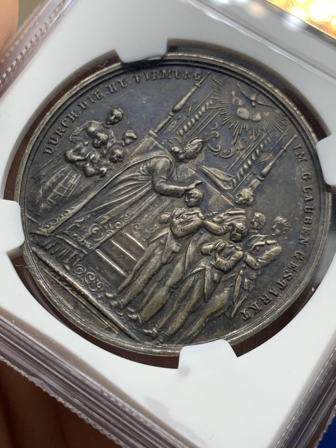 《竞宝斋》第464场 周日，周一，周二，3场连拍 （全场包邮）欢迎送拍 NGC UNC 奥地利19世纪教皇洗礼银章，UNC包浆厚给了环境污染，双面场景细节非常好