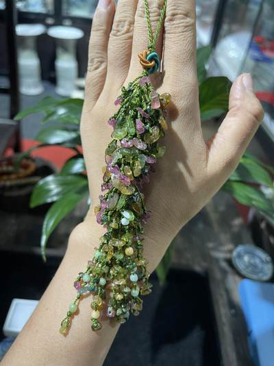 和田玉籽料手工挂饰 - 天然碧玺挂件