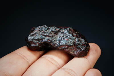 上海都达杂项专场四十七【全场包邮】  陨石连座90-2