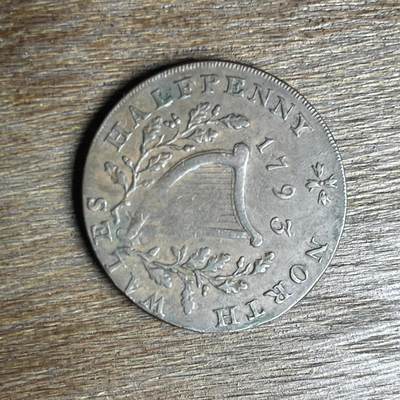 【铜匠收藏】★第140加场★精品老铜币 硬币专场 不寄存，200包邮。不满200元，支付5元运费。《接受代拍 代送NGC评级》 - 97【无寄存】稀少 1793 英国北威尔士 半便士代用币