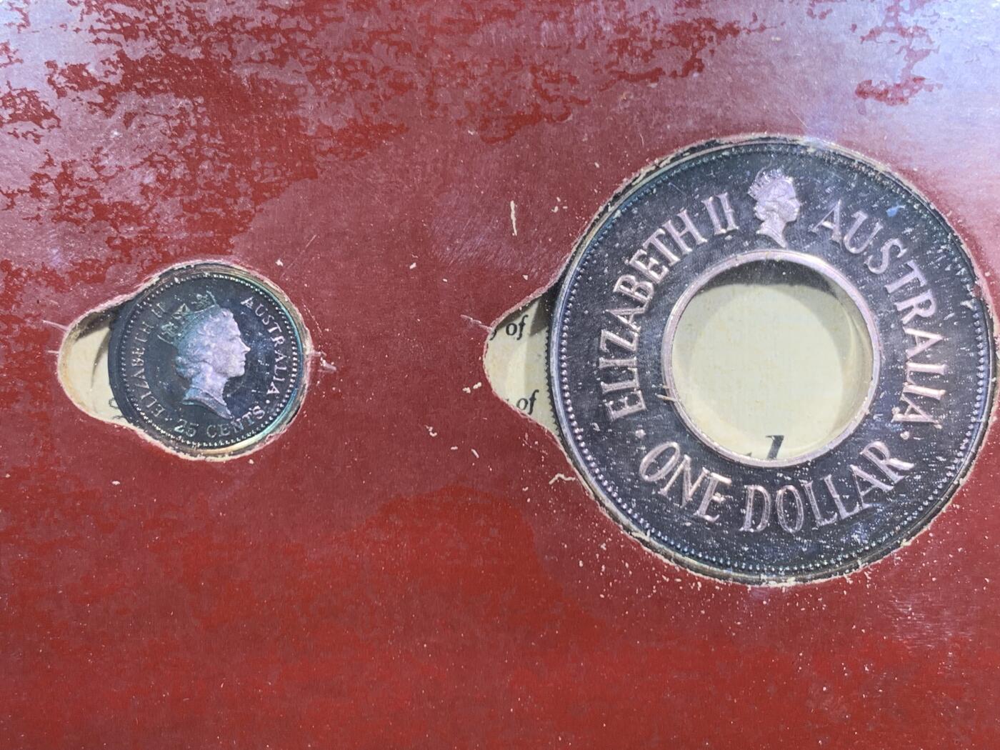 《竞宝斋》第464场 周日，周一，周二，3场连拍 （全场包邮）欢迎送拍 原盒证 澳大利亚衔尾蛇纯银子母币 母币1oz 子币1/4oz 共38.8g纯银