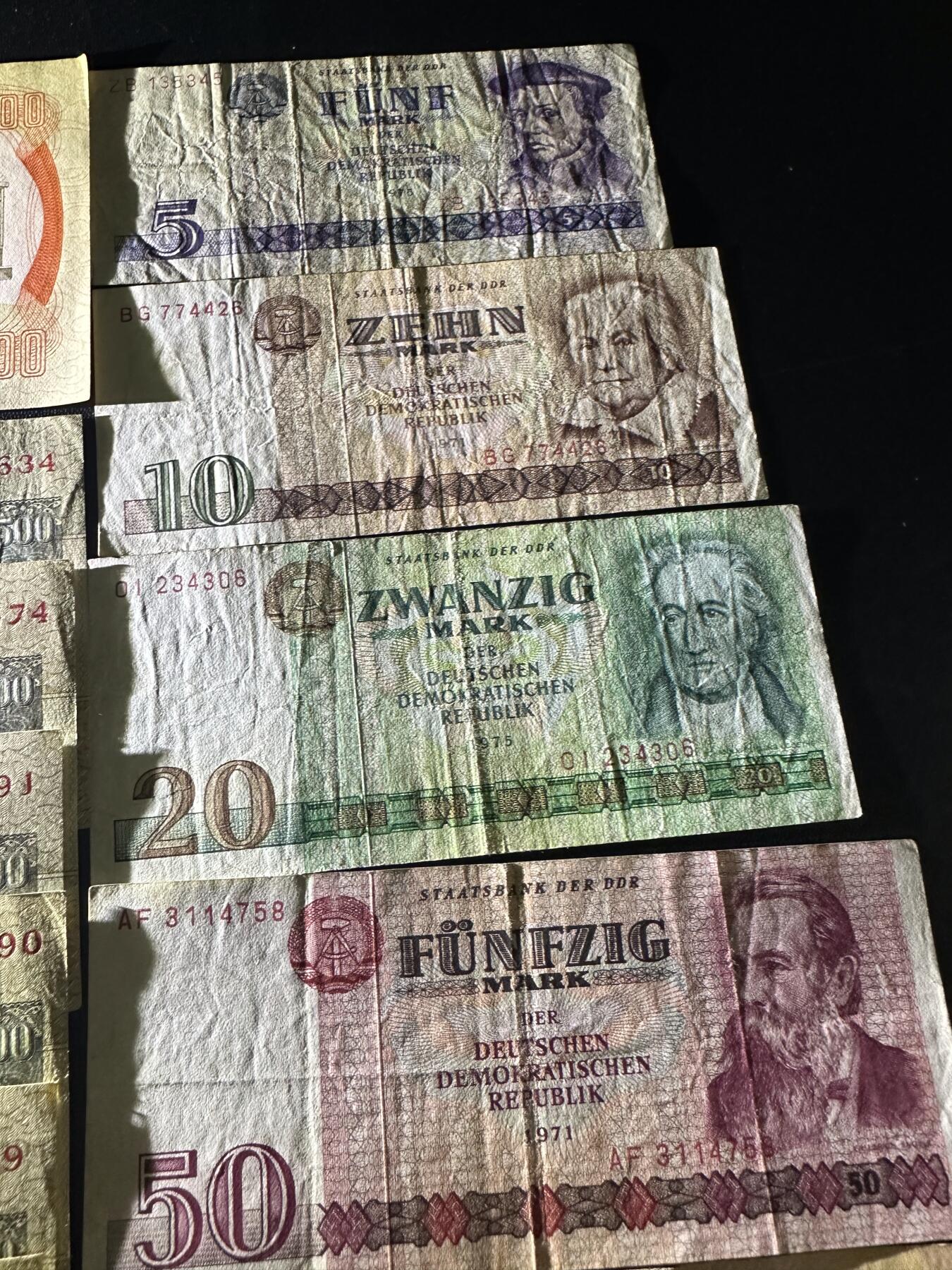 《外钞收藏家》第六百零七期（畅拍场）（本平台长期征集拍品、欢迎藏友们联系合作）