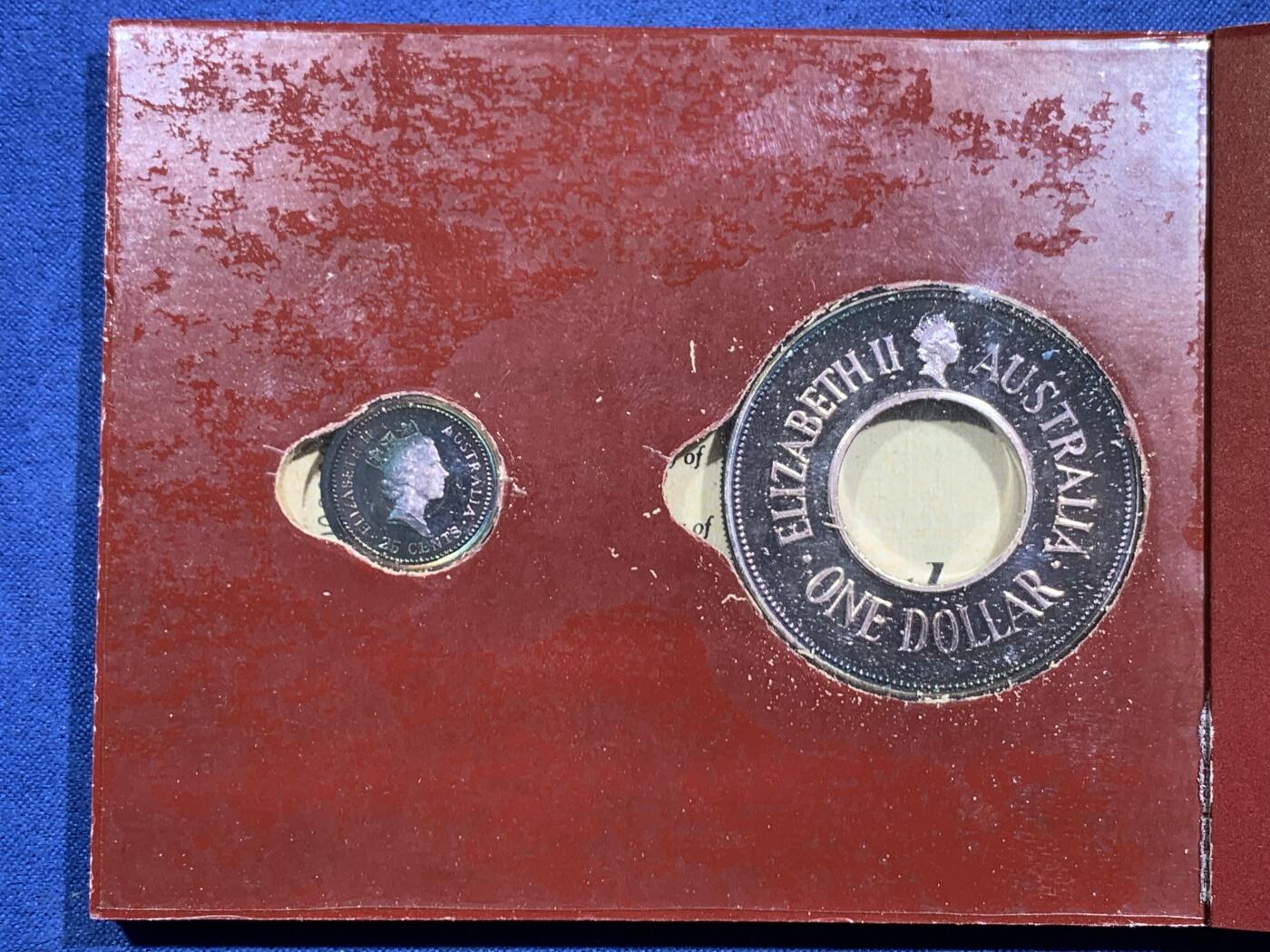 《竞宝斋》第464场 周日，周一，周二，3场连拍 （全场包邮）欢迎送拍 原盒证 澳大利亚衔尾蛇纯银子母币 母币1oz 子币1/4oz 共38.8g纯银