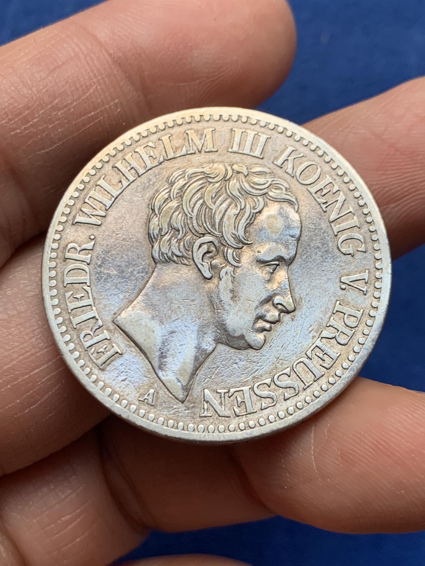 《竞宝斋》第464场 周日，周一，周二，3场连拍 （全场包邮）欢迎送拍 普鲁士 1828年 威廉三世1泰勒银币