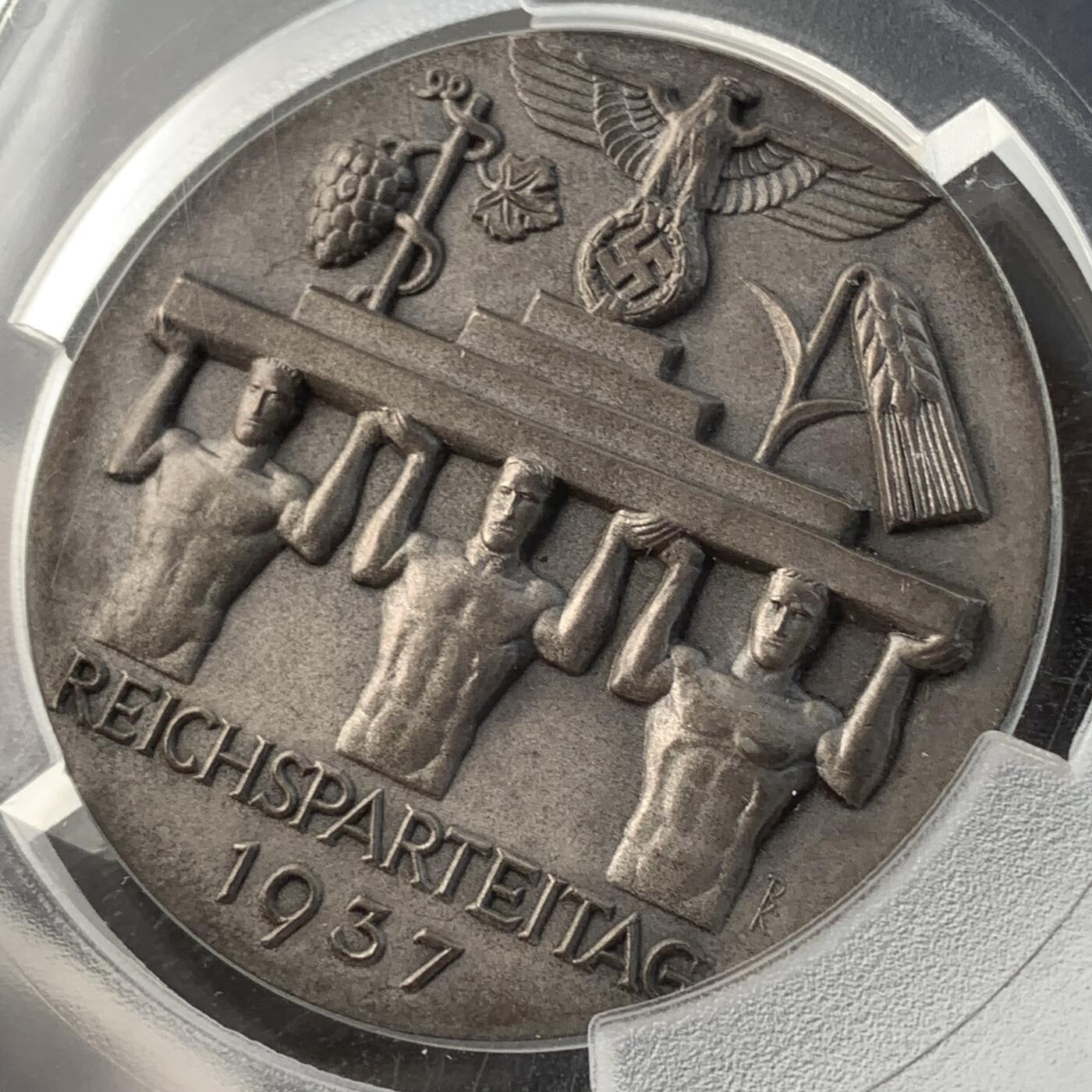 掌中浮雕-藏着的欧洲第052场 PCGS SP63 ：1937年第三帝国纽伦堡党代会白色金属（WM）纪念章，60mm