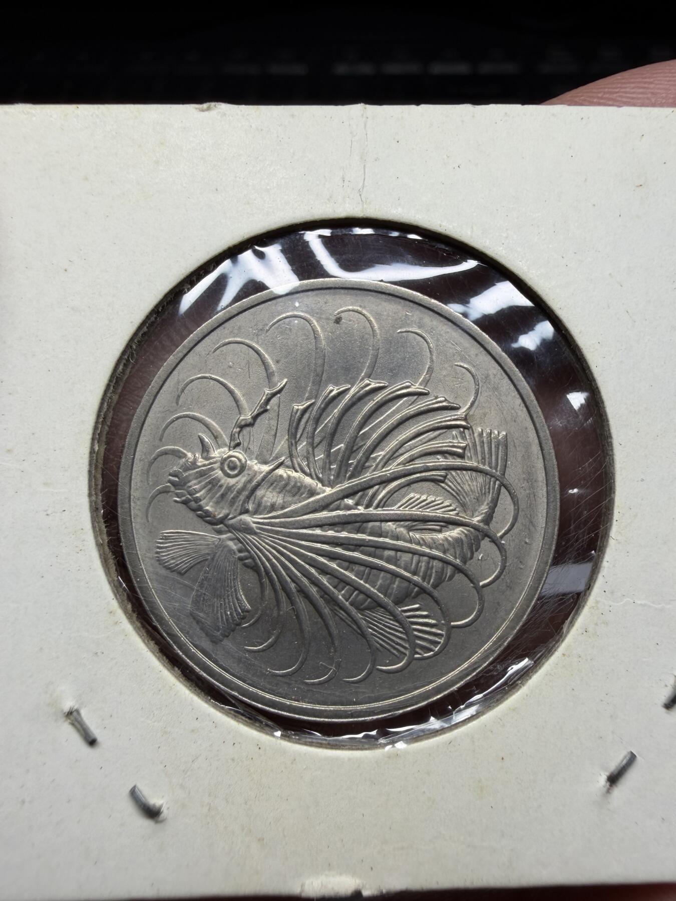 2025年集古藏今外币拍卖第二期-第3场—（总第303拍），可以寄存60天，满160元包邮。 1974年新加坡50分狮子鱼