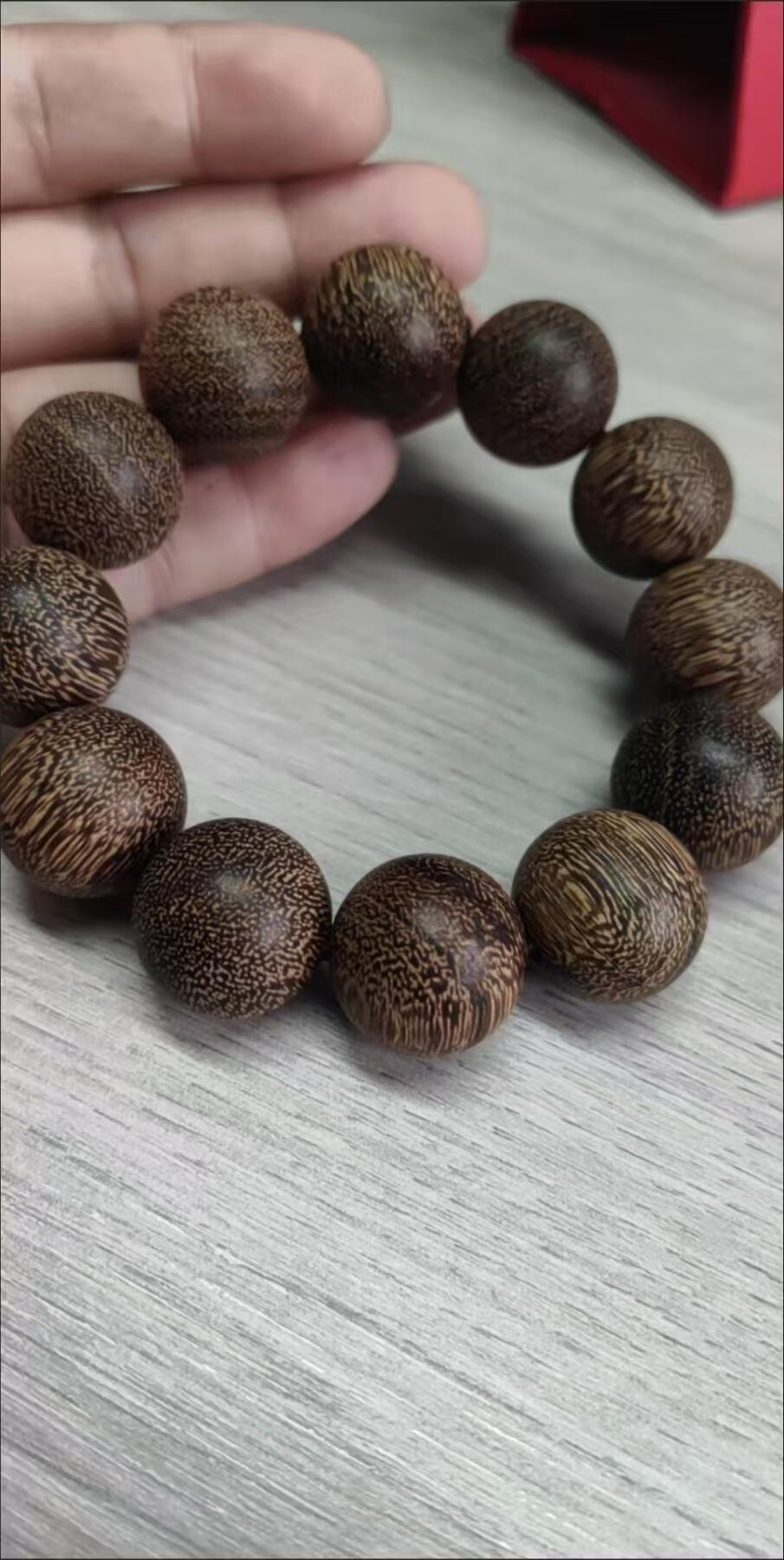 越南芽庄白奇楠沉香手串                                                                    