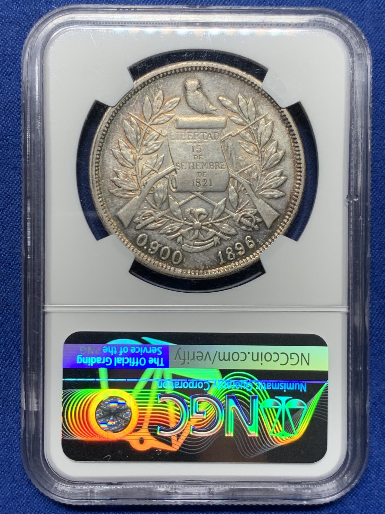 《竞宝斋》第464场 周日，周一，周二，3场连拍 （全场包邮）欢迎送拍 NGC AU 1896年危地马拉 1比索大银币 老包浆环彩带光