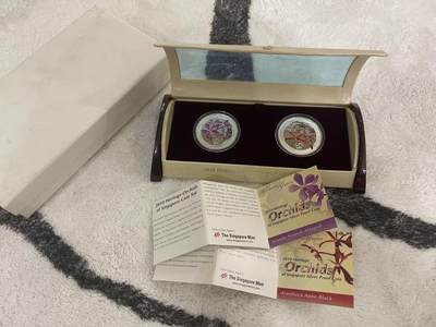 ❤️【币观天下】❤️ 第342期钱币秒杀拍卖场- 2026.2.4秒杀专场 长期征集拍品  - 新加坡2010年胡姬花精制银币2合1套装 官方原包装 发行量只有8000套 