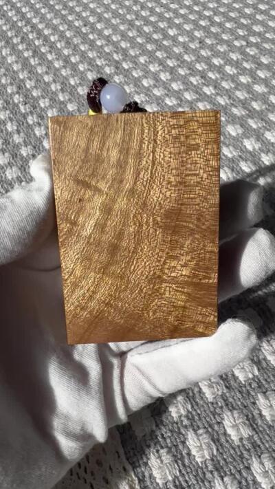 零元拍：A30金丝楠平安无事牌，3D立体水波香喷喷的小金砖，金光闪闪，70/48/13.6MM