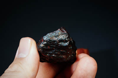 上海都达杂项专场四十七【全场包邮】  陨石连座90-2