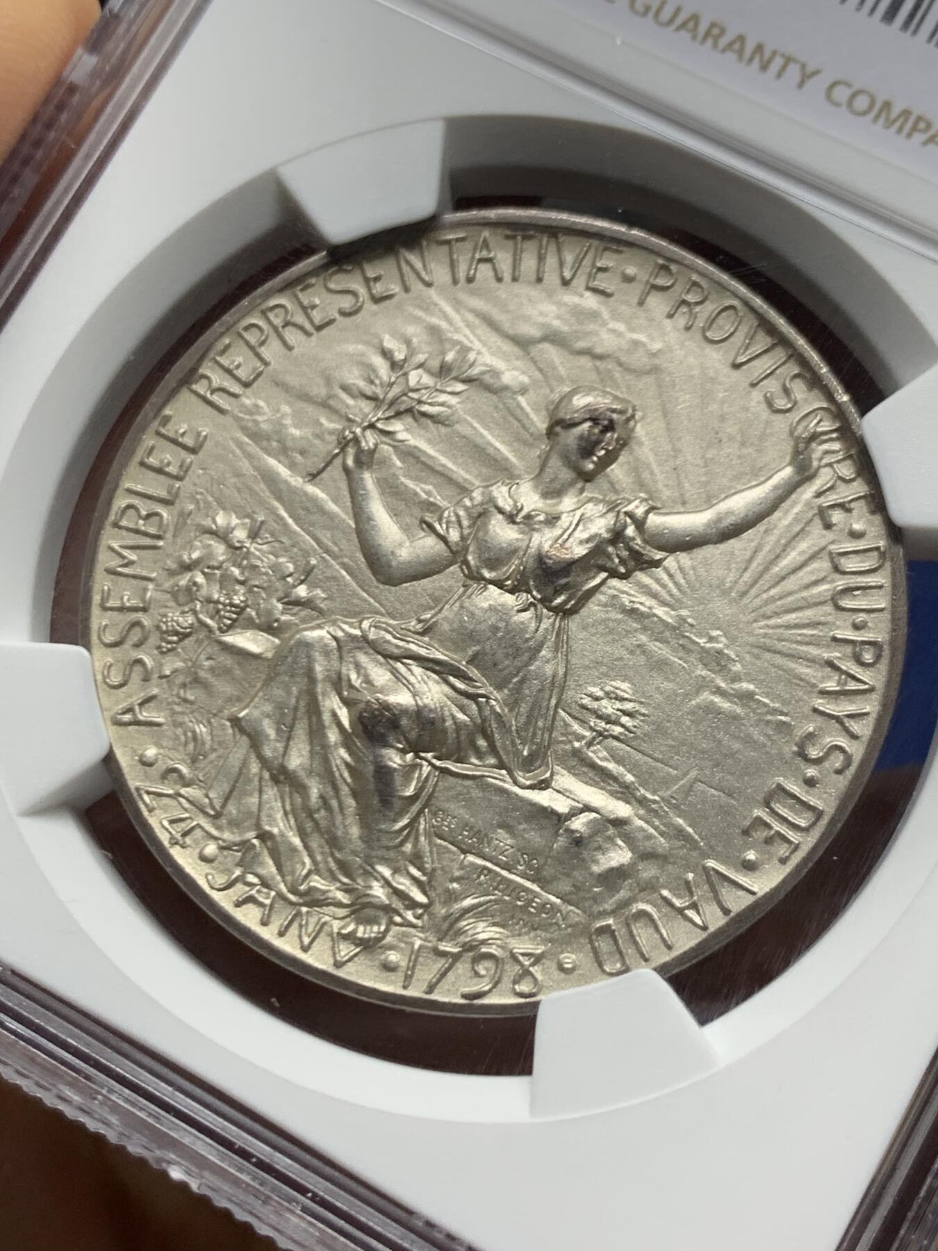 《竞宝斋》第464场 周日，周一，周二，3场连拍 （全场包邮）欢迎送拍 NGC MS63 瑞士1897年沃州独立一百周年纪念银章