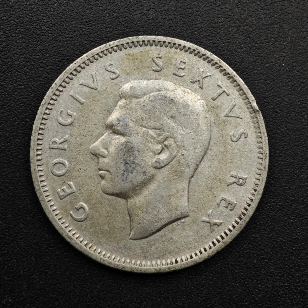 【淘币小摊】实时拍第八百六十三拍   小银币散币场   年前最后一周 之前的预留小年前全部发出 请更换最新收货地址  南非1952年乔治六世一先令银币