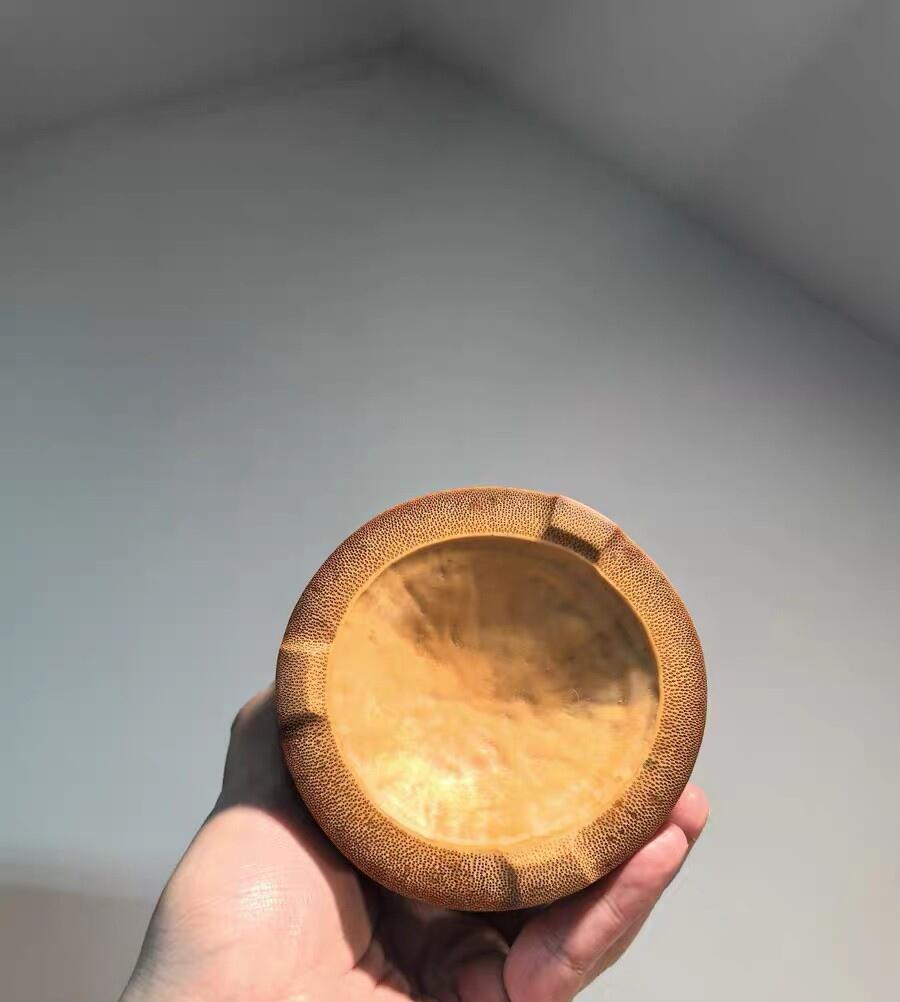 兰馨堂竹雕专场 名家玉竹雕松下人物竹雕笔筒