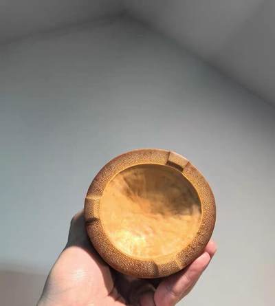 名家玉竹雕松下人物竹雕笔筒