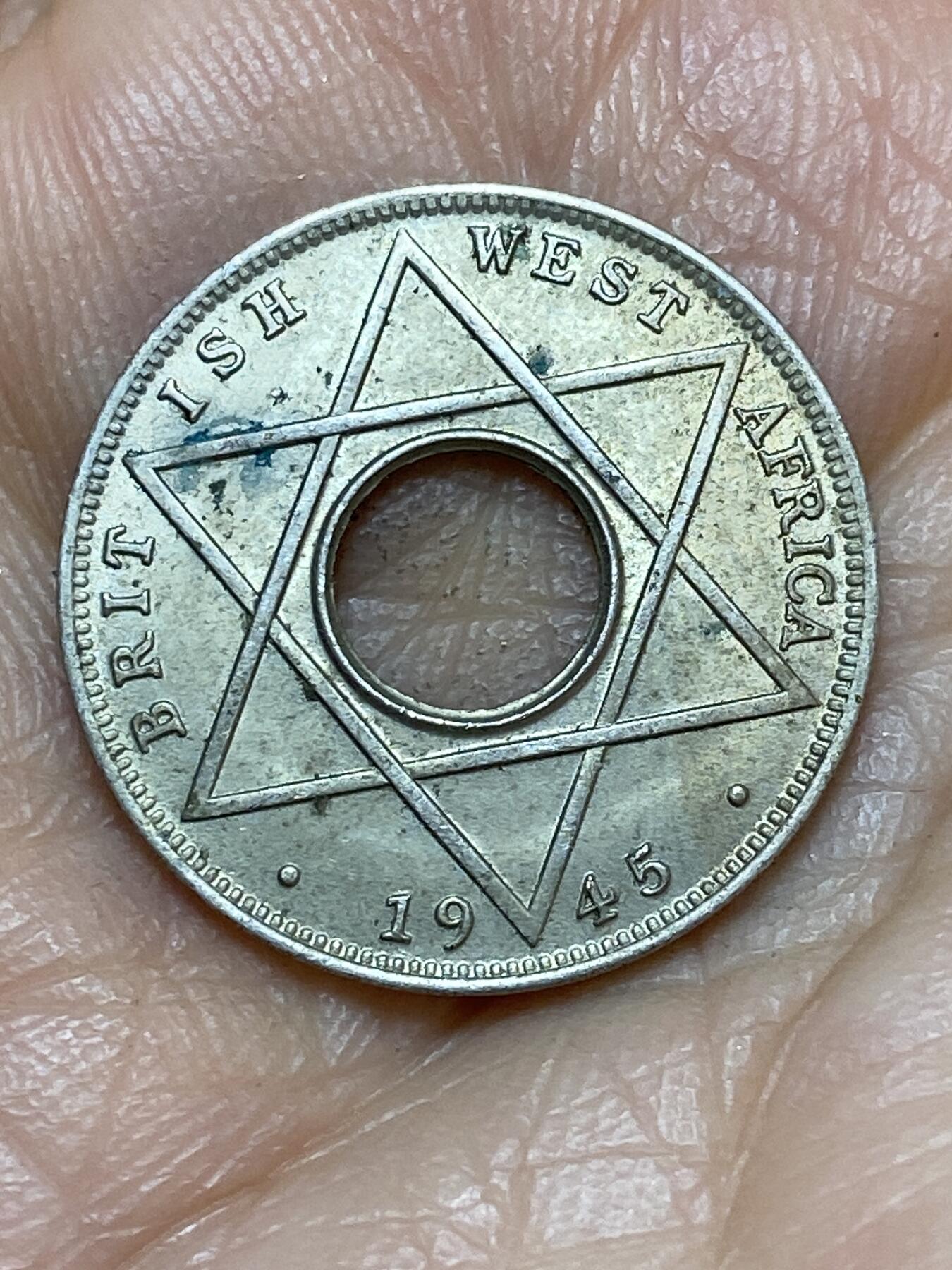 2026年第十九场(总第一百八十八场）外国好品散币场(免佣金) 英属西非1945年1/10便士(乔治六世第一版)