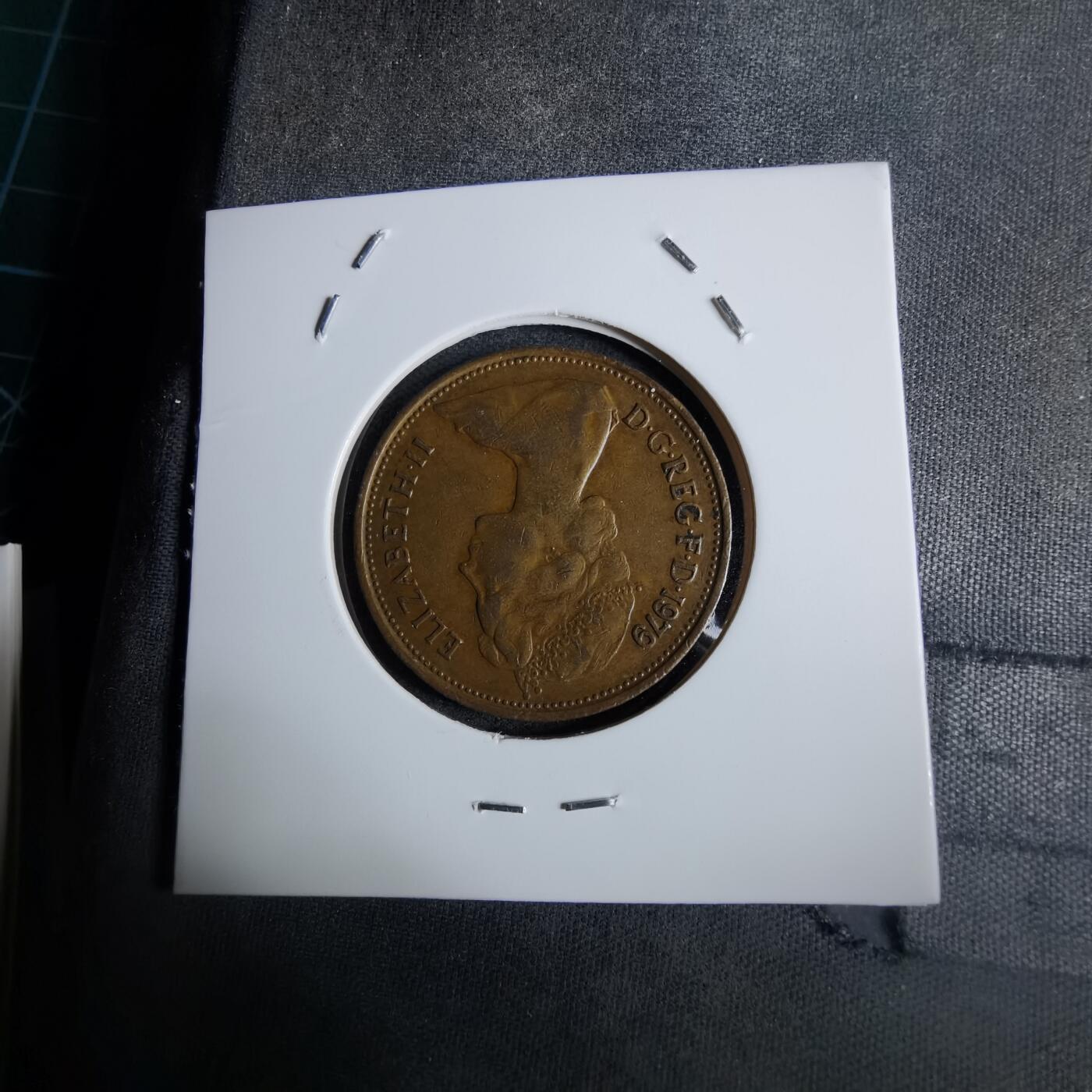 沼泽如烟--第984场 英国1979年2便士